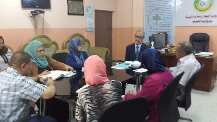 عقد الدكتور حسن مسلم اجتماعا مع مدراء شعب الرقابة الصحية في القسم بخصوص الخطة الإستراتيجية